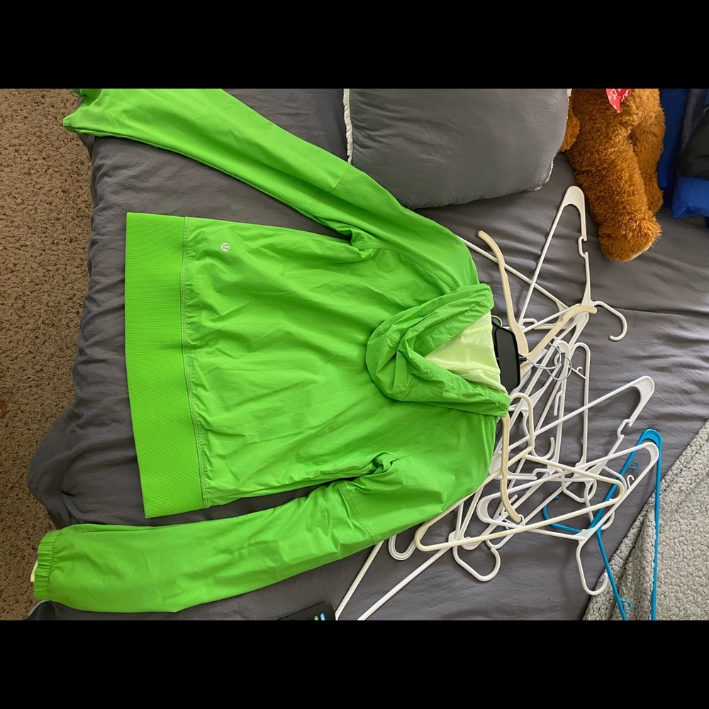 Green lululemon jacket. - Picture 2 of 4